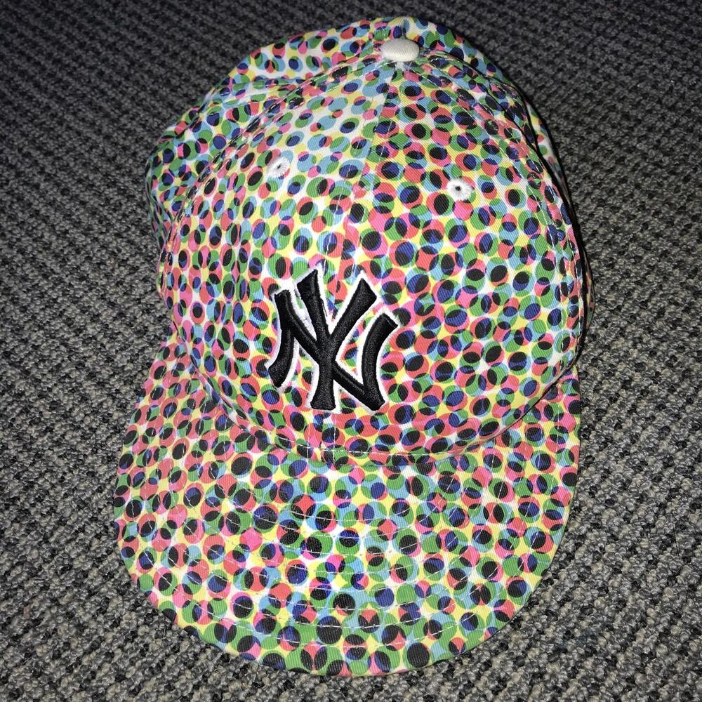 New Era New York Yankees NY 59Fifty Size 8 Polka Dots Baseball Cap